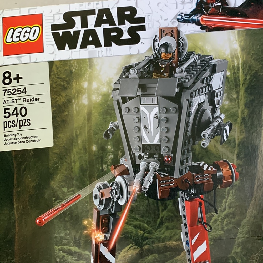 LEGO - Picture 2 of 10
